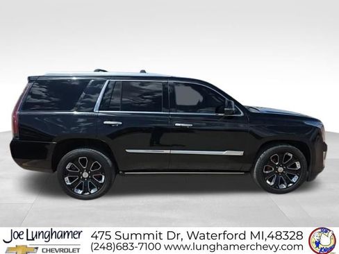 Used 2016 Cadillac Escalade Platinum AWD/4WD image 14