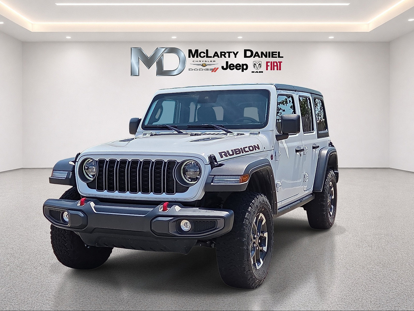 Used 2025 Jeep Wrangler Unlimited Rubicon AWD/4WD image 2
