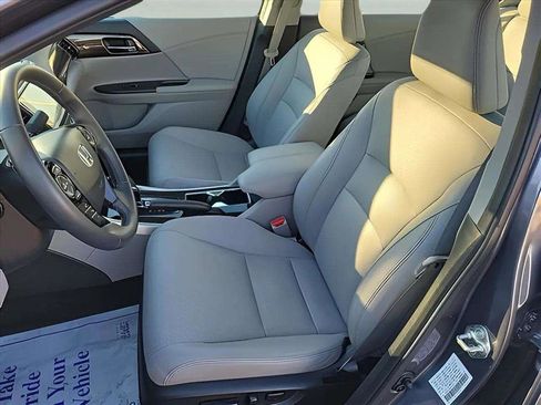 Used 2017 Honda Accord EX-L image 14