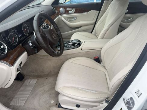 Used 2017 Mercedes-Benz E 300 4MATIC image 14