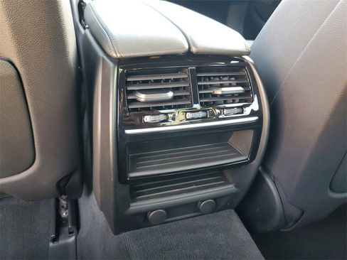 Used 2019 BMW 530i image 13