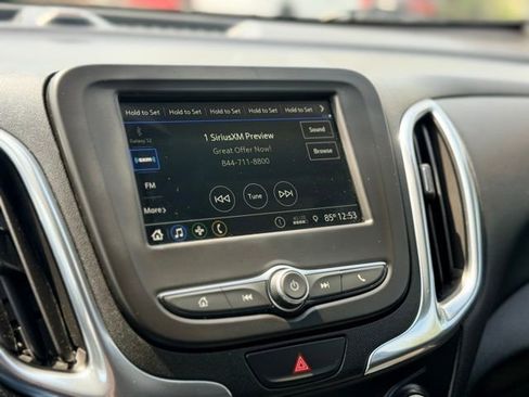 Used 2019 Chevrolet Equinox LT w/ Driver Convenience Package FWD image 13