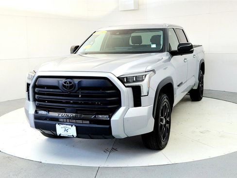 Used 2024 Toyota Tundra Limited image 2