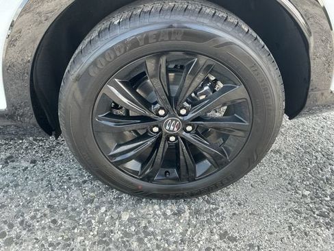 New 2026 Buick Envista Sport Touring w/ Convenience I Package FWD image 25