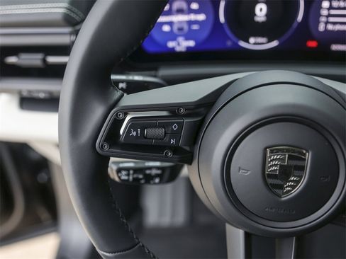 New 2025 Porsche Macan Turbo Electric image 19