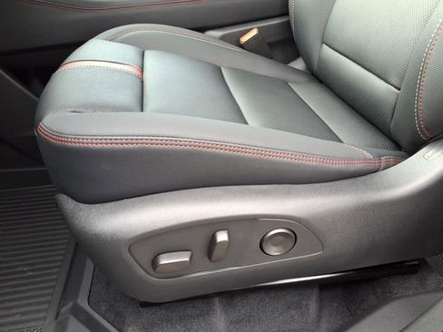 New 2026 Chevrolet Traverse RS w/ LPO, Floor Liner Package FWD image 8