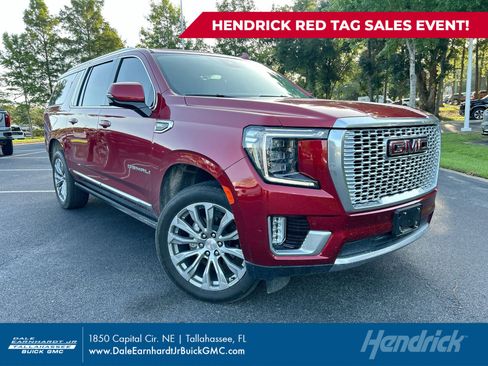 Used 2023 GMC Yukon XL Denali image 1