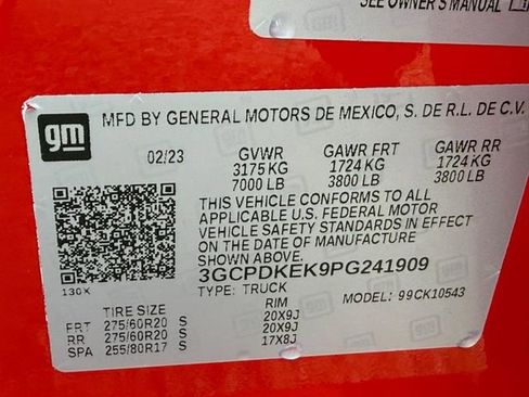 Used 2023 Chevrolet Silverado 1500 LT image 24