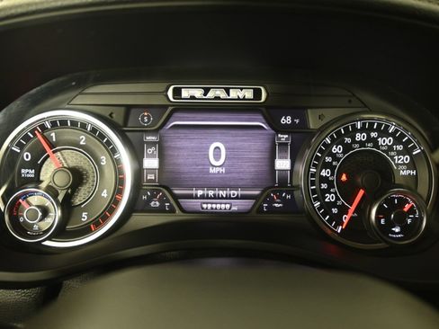 Used 2020 RAM 2500 Laramie image 25