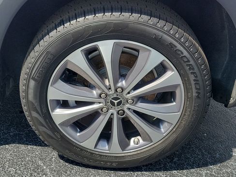 Certified 2022 Mercedes-Benz GLE 350 4MATIC image 9