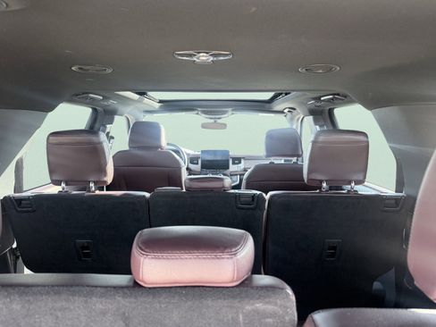 Used 2023 Ford Expedition Max Limited image 22