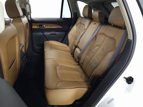 Used 2013 Lincoln MKX AWD image 27
