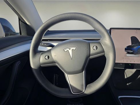 Used 2022 Tesla Model 3 Long Range image 24