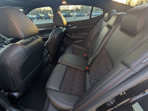 Used 2023 Nissan Maxima SR w/ Sport Mat Group FWD image 18