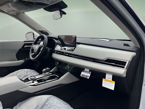 New 2026 Mitsubishi Outlander SE AWD/4WD image 11