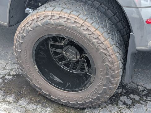 Used 2024 Ford F350 XLT AWD/4WD image 10