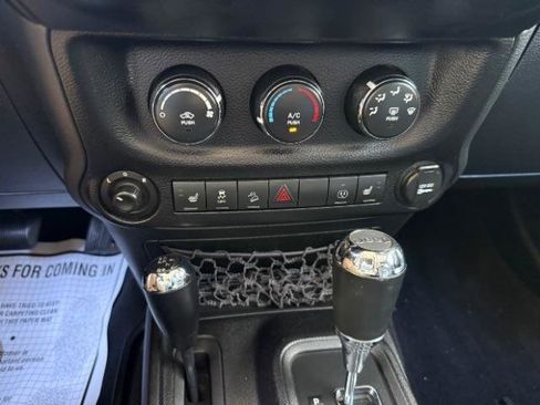 Used 2013 Jeep Wrangler Unlimited Sahara w/ Connectivity Group AWD/4WD image 23