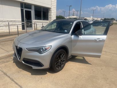Used 2020 Alfa Romeo Stelvio w/ Nero Edizione