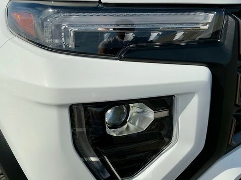 Used 2024 GMC Canyon AT4X image 8