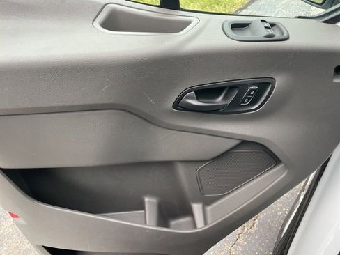 Used 2023 Ford Transit 350 XLT image 15