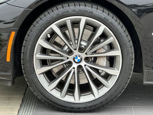 Used 2022 BMW 530i RWD image 31