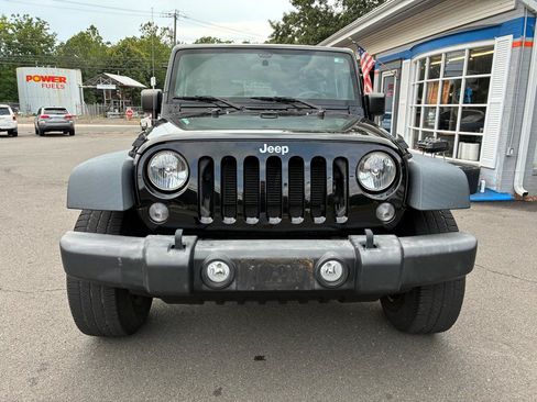 Used 2015 Jeep Wrangler Sport w/ Connectivity Group AWD/4WD image 8