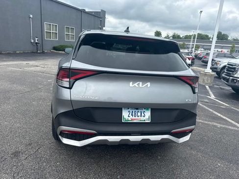 Used 2023 Kia Sportage LX AWD/4WD image 12