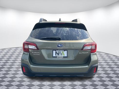 Used 2018 Subaru Outback 2.5i Premium AWD/4WD image 4