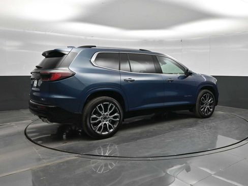 New 2026 GMC Acadia Denali Ultimate w/ LPO, Floor Liner Package AWD/4WD image 8