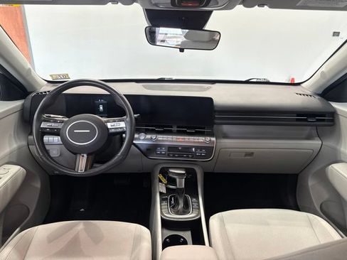 Used 2024 Hyundai Kona SEL AWD/4WD image 41
