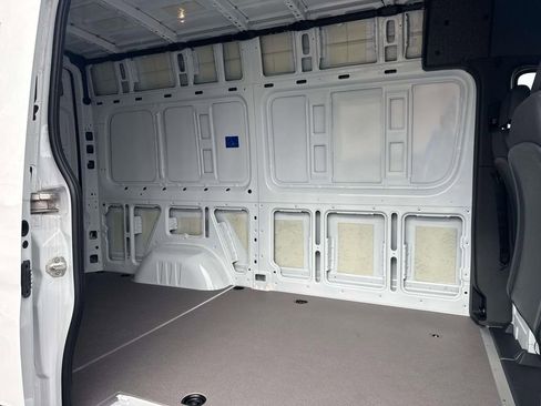 New 2025 Mercedes-Benz Sprinter 2500 image 7