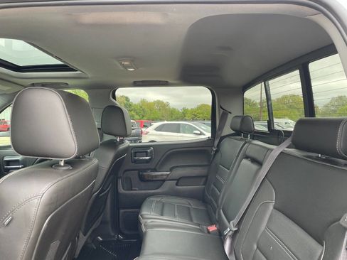 Used 2015 GMC Sierra 3500 Denali w/ Duramax Plus Package image 22