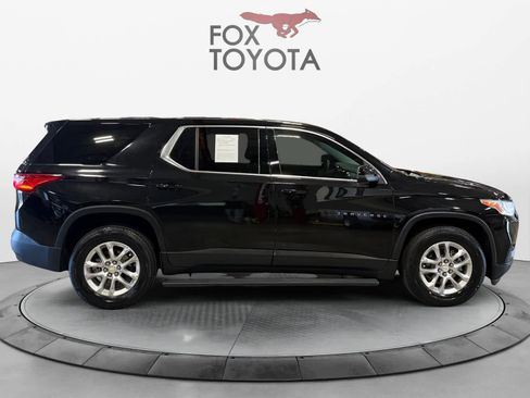 Used 2021 Chevrolet Traverse LS image 7