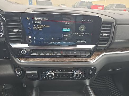 Used 2025 GMC Sierra 1500 Elevation w/ Preferred Package AWD/4WD image 25