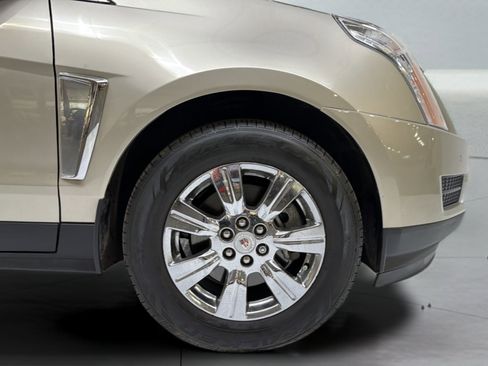 Used 2014 Cadillac SRX Luxury w/ Driver Awareness Package image 35