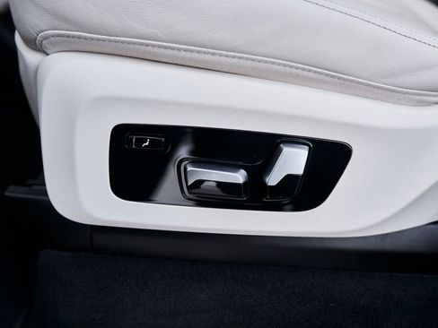 Used 2024 BMW ALPINA XB7 image 58