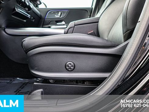 Used 2025 Mercedes-Benz GLA 250 4MATIC image 27