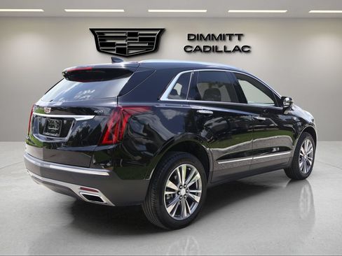 Certified 2025 Cadillac XT5 Premium Luxury FWD image 5