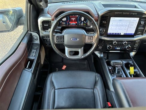 Used 2022 Ford F150 Lariat w/ Equipment Group 502A High image 11