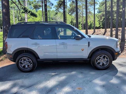 Certified 2022 Ford Bronco Sport Badlands w/ Premium Package AWD/4WD image 7