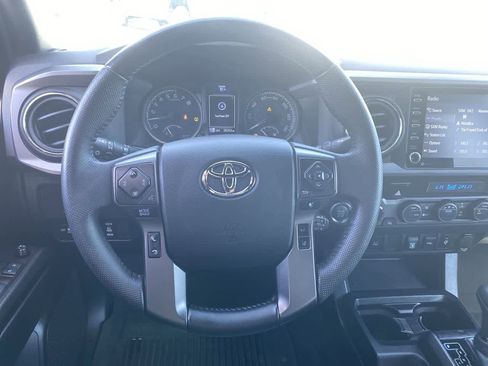 Certified 2021 Toyota Tacoma TRD Sport AWD/4WD image 14