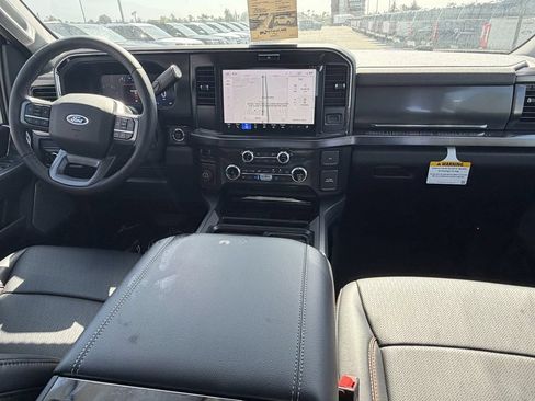 Used 2026 Ford F250 Lariat RWD image 15