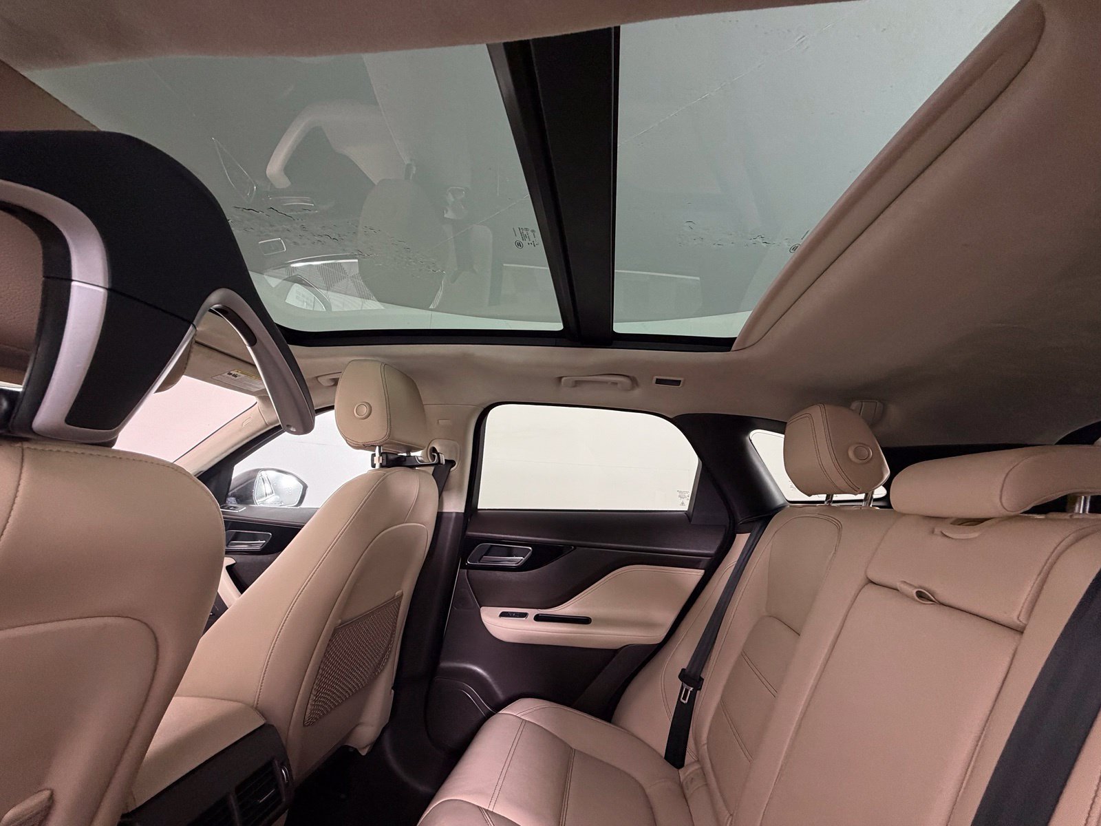 Used 2020 Jaguar F-PACE Prestige AWD/4WD image 14
