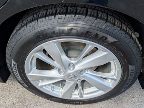 Used 2015 Nissan Altima 2.5 SL w/ Technology Package FWD image 28