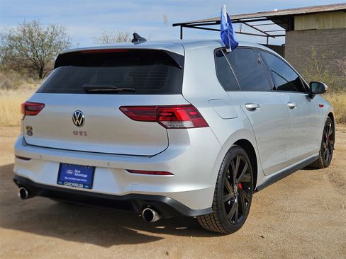 Used 2023 Volkswagen GTI SE image 5