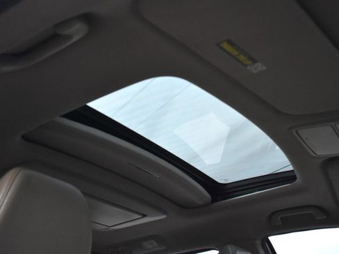 Used 2012 Honda Odyssey Touring image 25