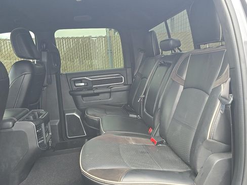 Used 2023 RAM 3500 Laramie AWD/4WD image 5