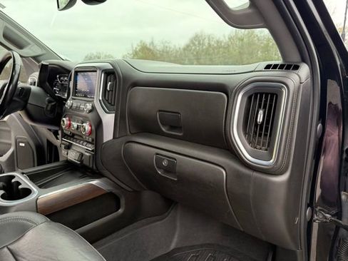 Used 2022 GMC Sierra 2500 SLT w/ SLT Premium Package image 28