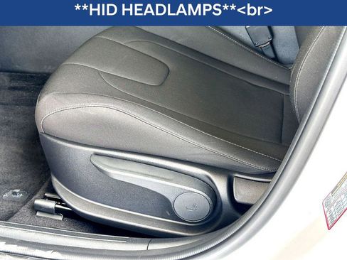 Used 2024 Hyundai Elantra SEL image 15