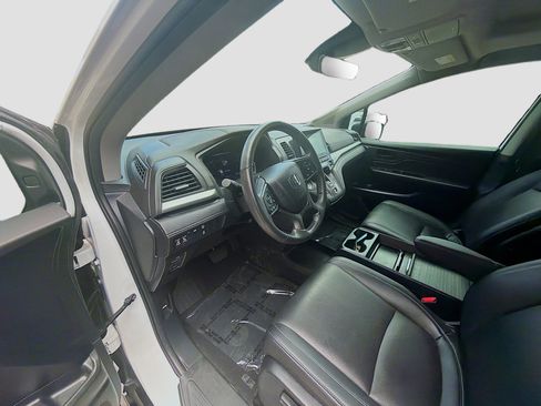 Used 2024 Honda Odyssey EX-L image 9